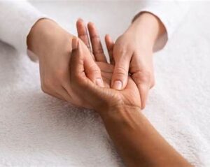 Read more about the article Why More Ottawa Residents Are Choosing Chinese Medicine for Preventive Health