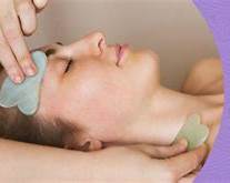 Read more about the article Releasing Winter Stiffness in Ottawa: How I Use Tui Na Massage Therapy to Restore Movement and Comfort